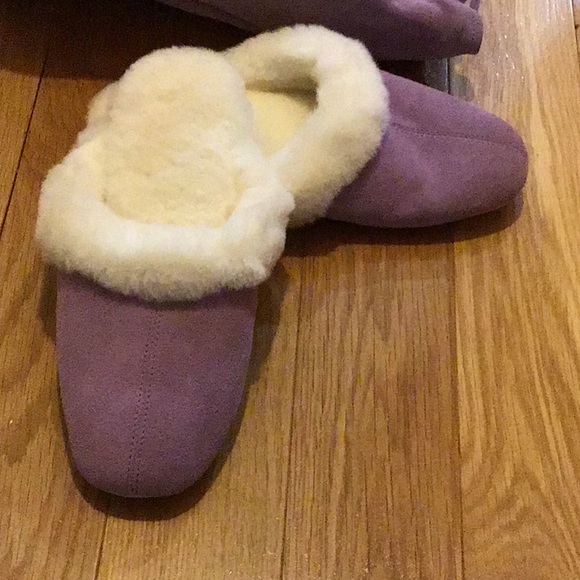 Ann Taylor Accessories - Ann Taylor shearling slippers. Never worn